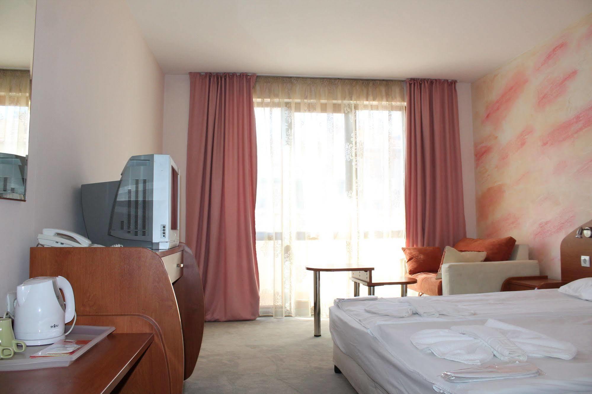 Elegant Hotel