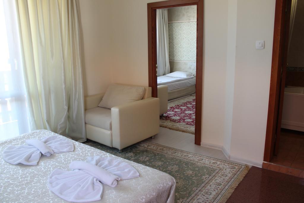Elegant Hotel